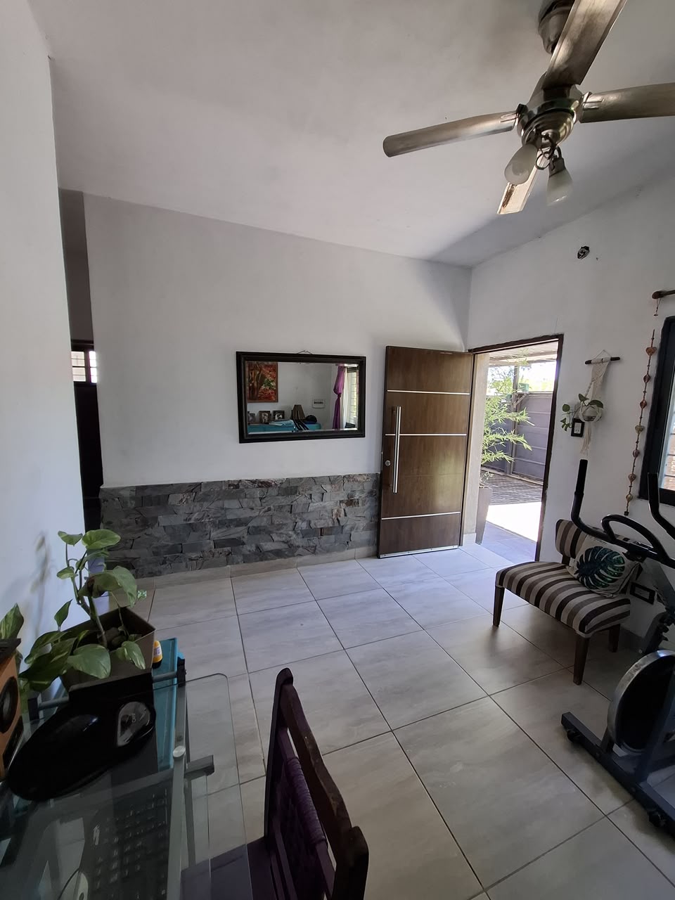 Imagen de la propiedad CASA EN VENTA – ZONA LA TOMA