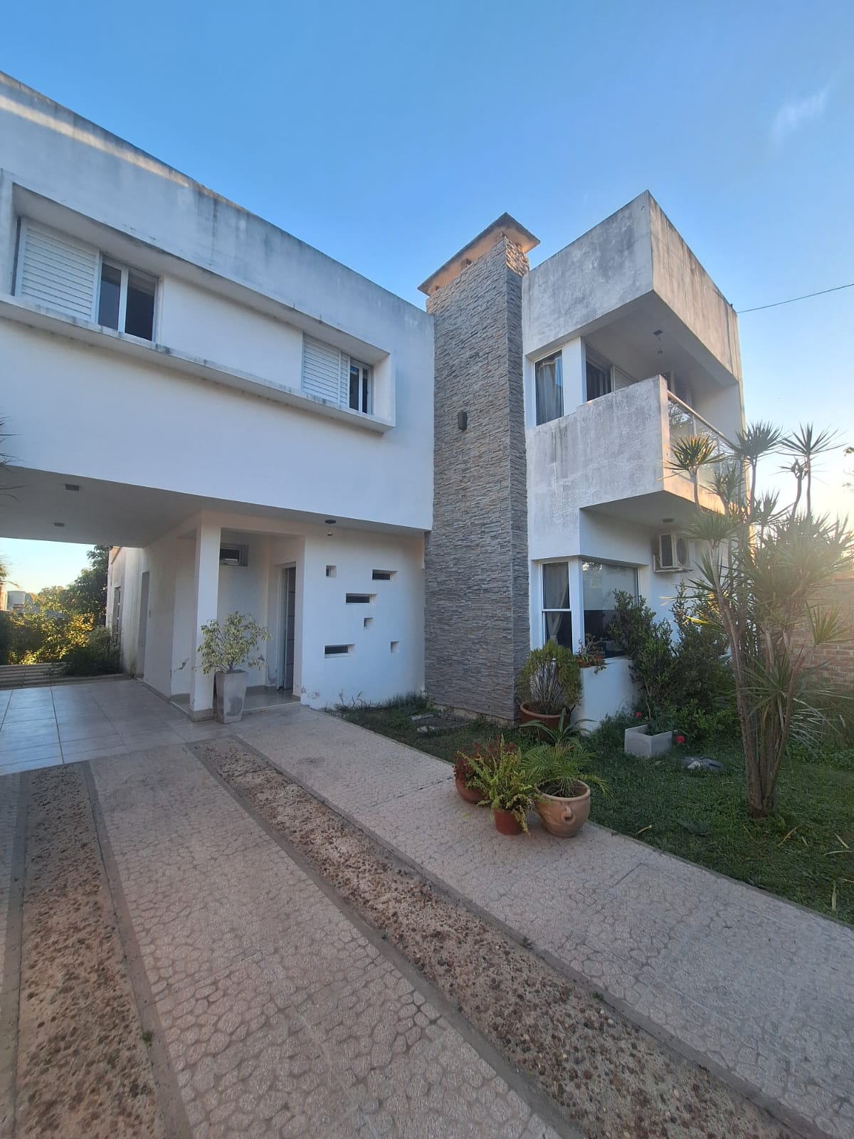 Imagen de la propiedad CASA EN VENTA – ZONA GOLF