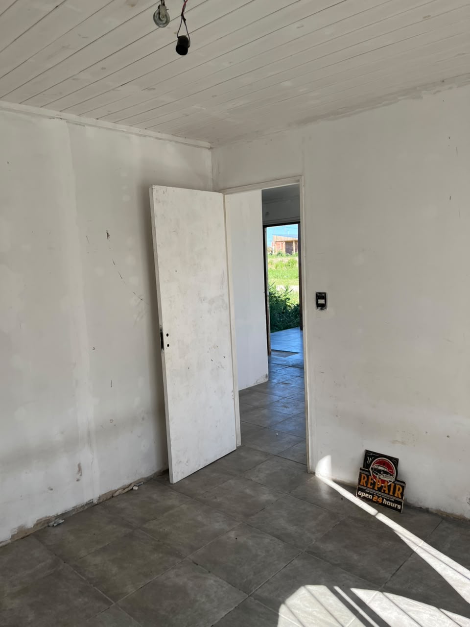 Imagen de la propiedad  CASA A TERMINAR EN VENTA – LOMA HERMOSA, ALDEA BRASILERA 
