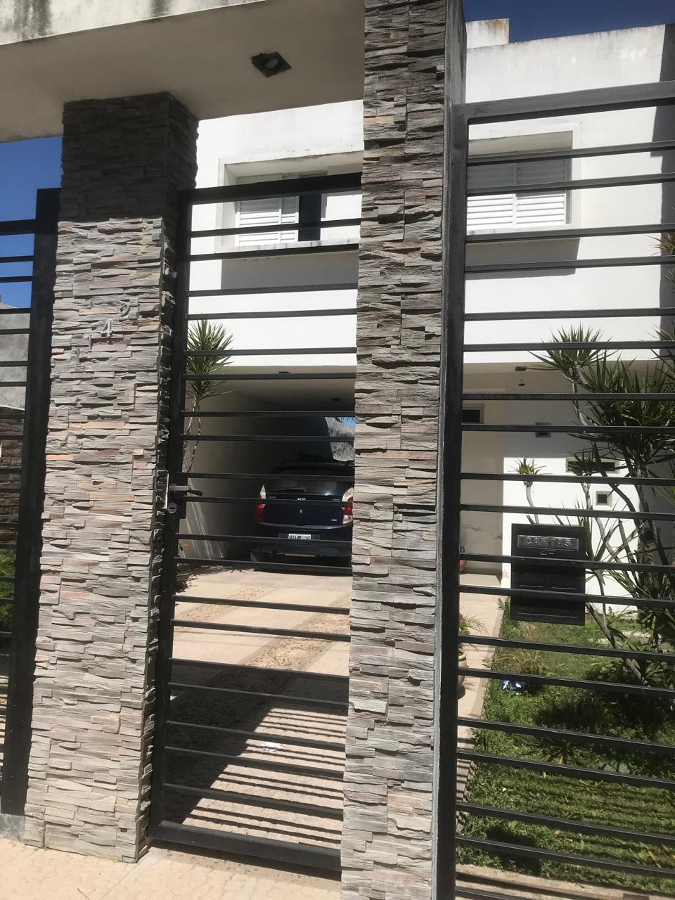 Imagen de la propiedad CASA EN VENTA – ZONA GOLF