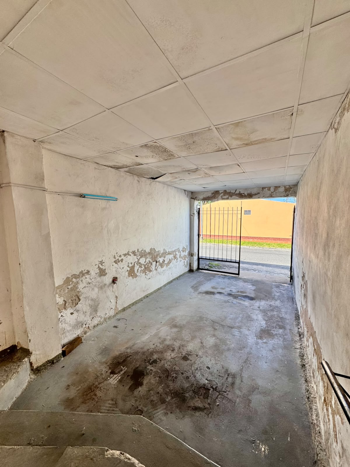 Imagen de la propiedad CASA EN VENTA – LAGUNA DE LOS BERROS | BARRIO PARACAO