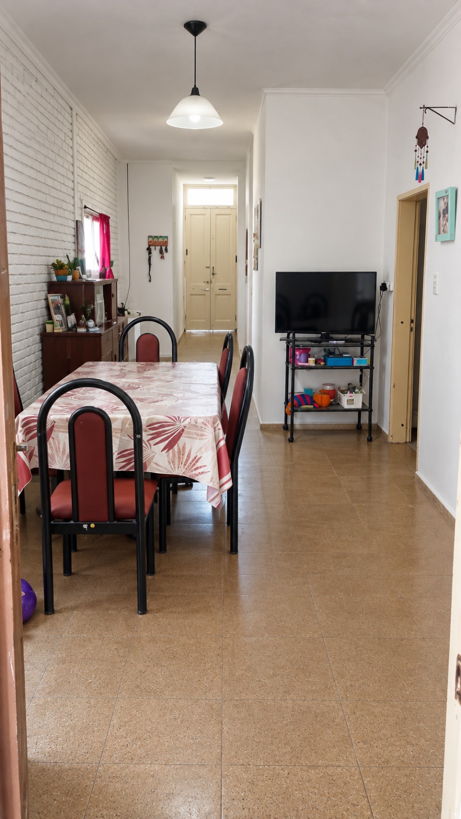 Imagen de la propiedad CASA EN VENTA – CERCA DEL PARQUE URQUIZA 