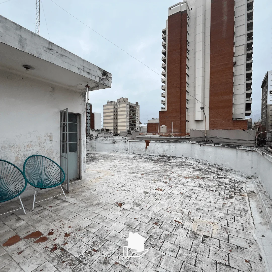 Imagen de la propiedad CASA + LOCAL EN PLENO CENTRO