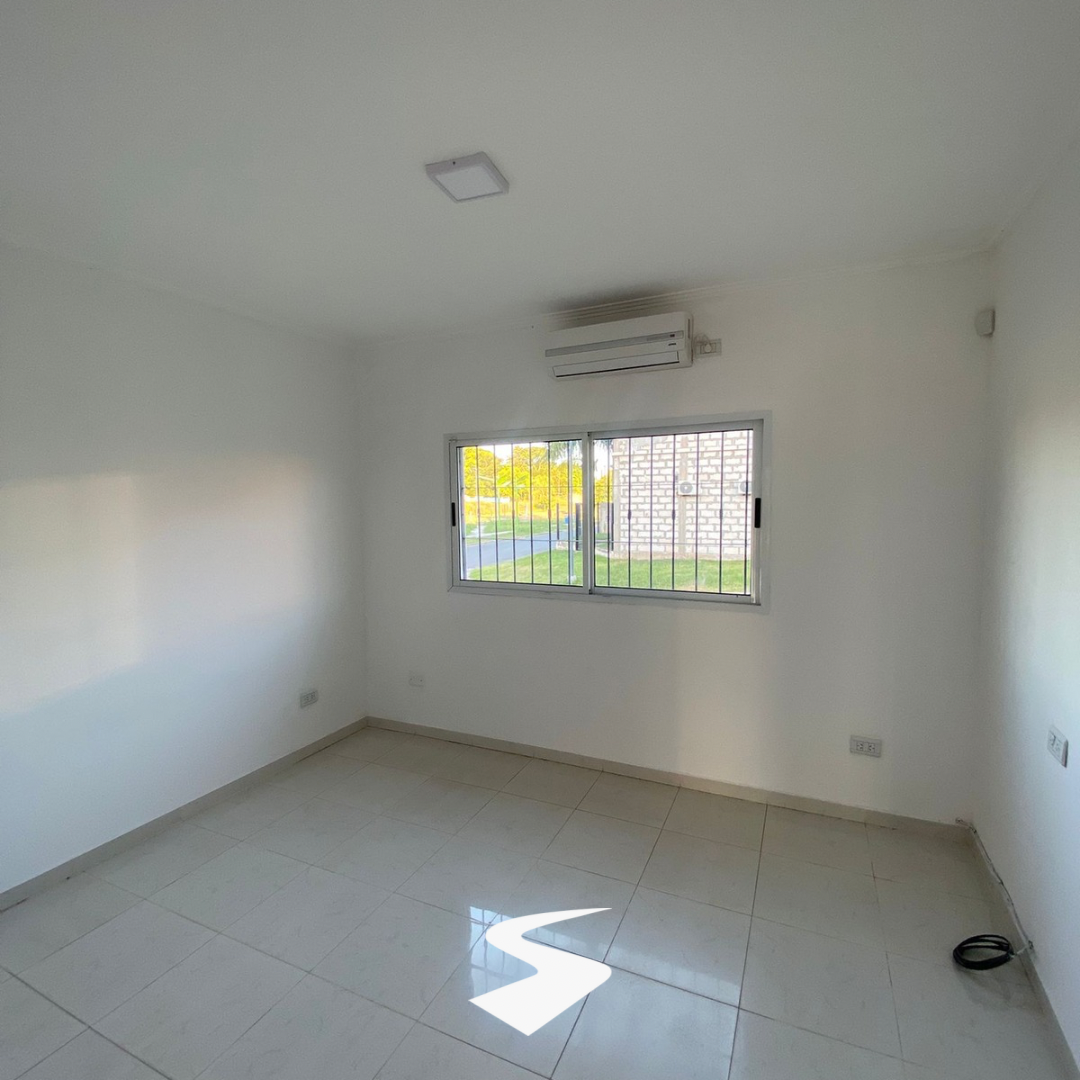 Imagen de la propiedad CASA EN VENTA (APTA CREDITO)