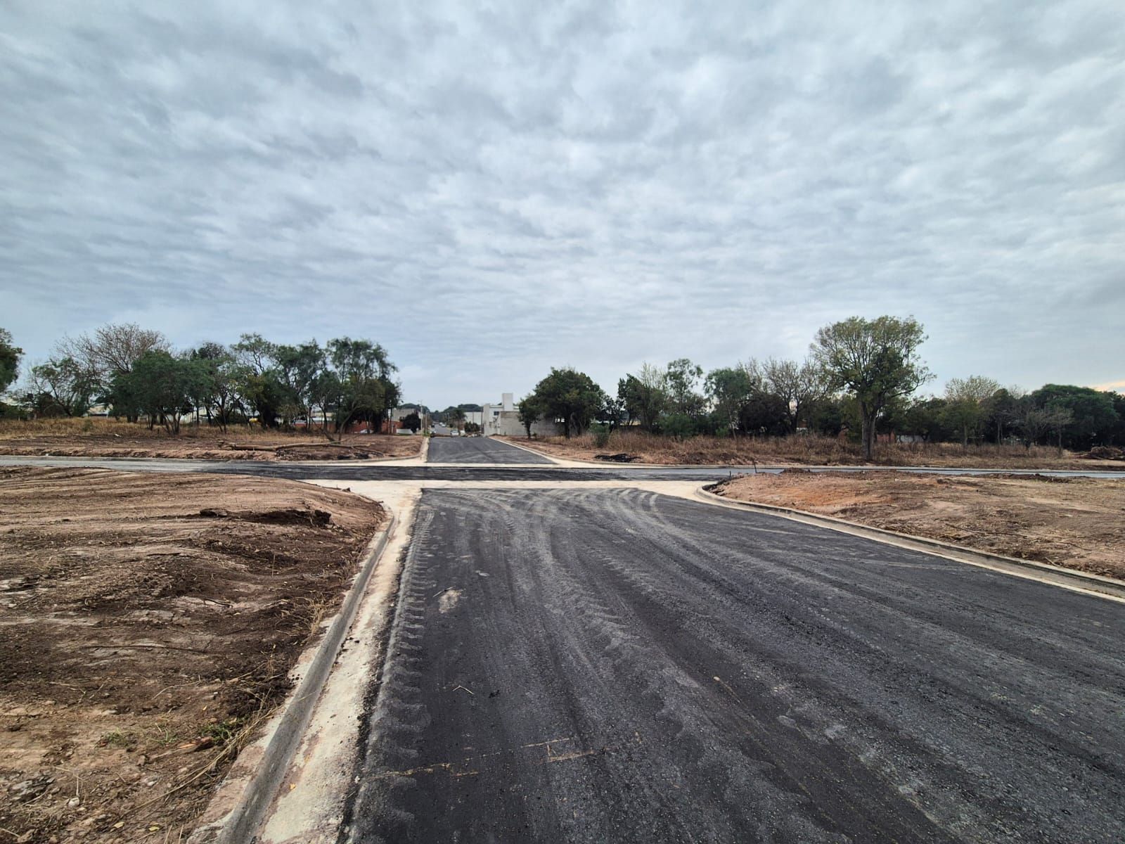 Imagen de la propiedad LOTES EN VENTA 