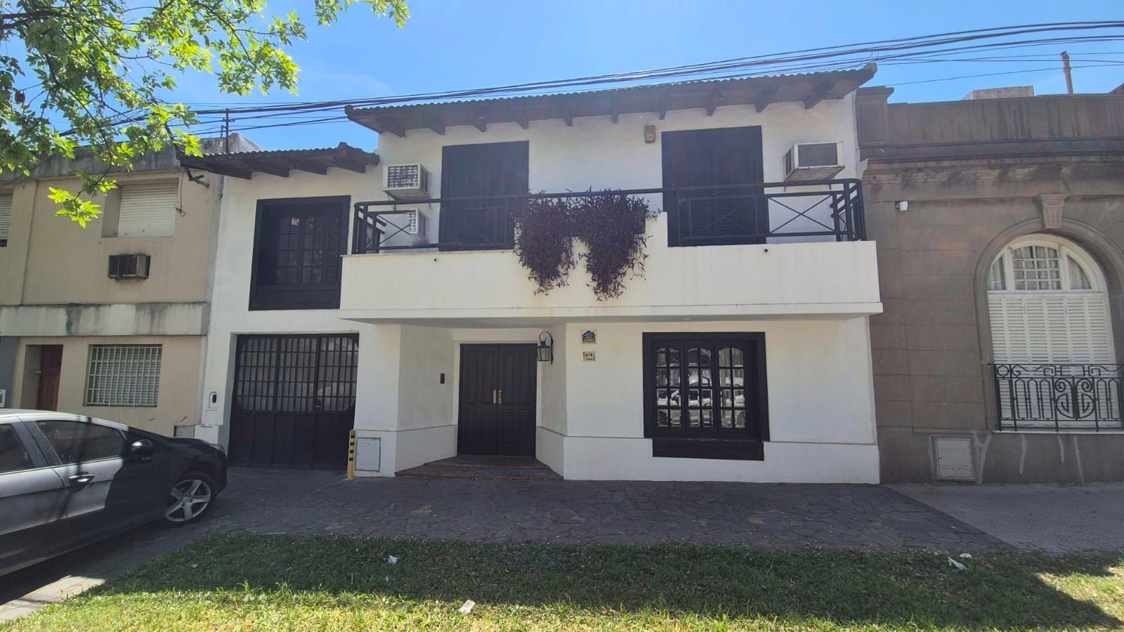 Imagen de la propiedad CASA CENTRICA DOS PLANTAS EN VENTA 