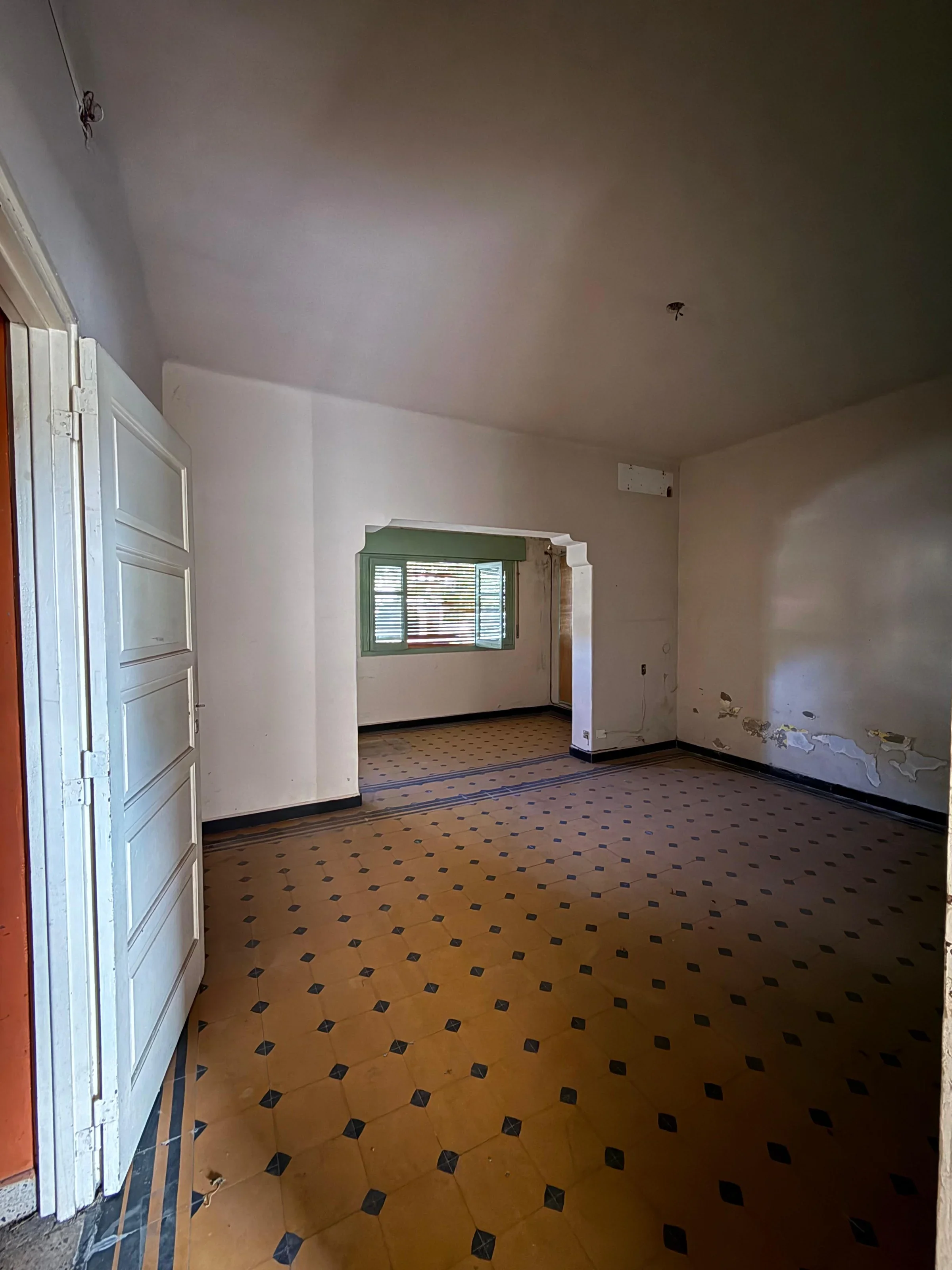 Imagen de la propiedad CASA CON DOBLE ACCESO + GALPON A LA VENTA