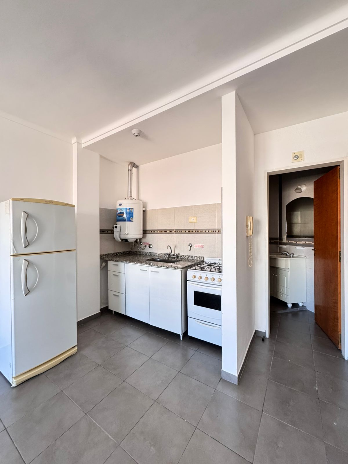Imagen de la propiedad MONOAMBIENTE EN VENTA - PARANA 