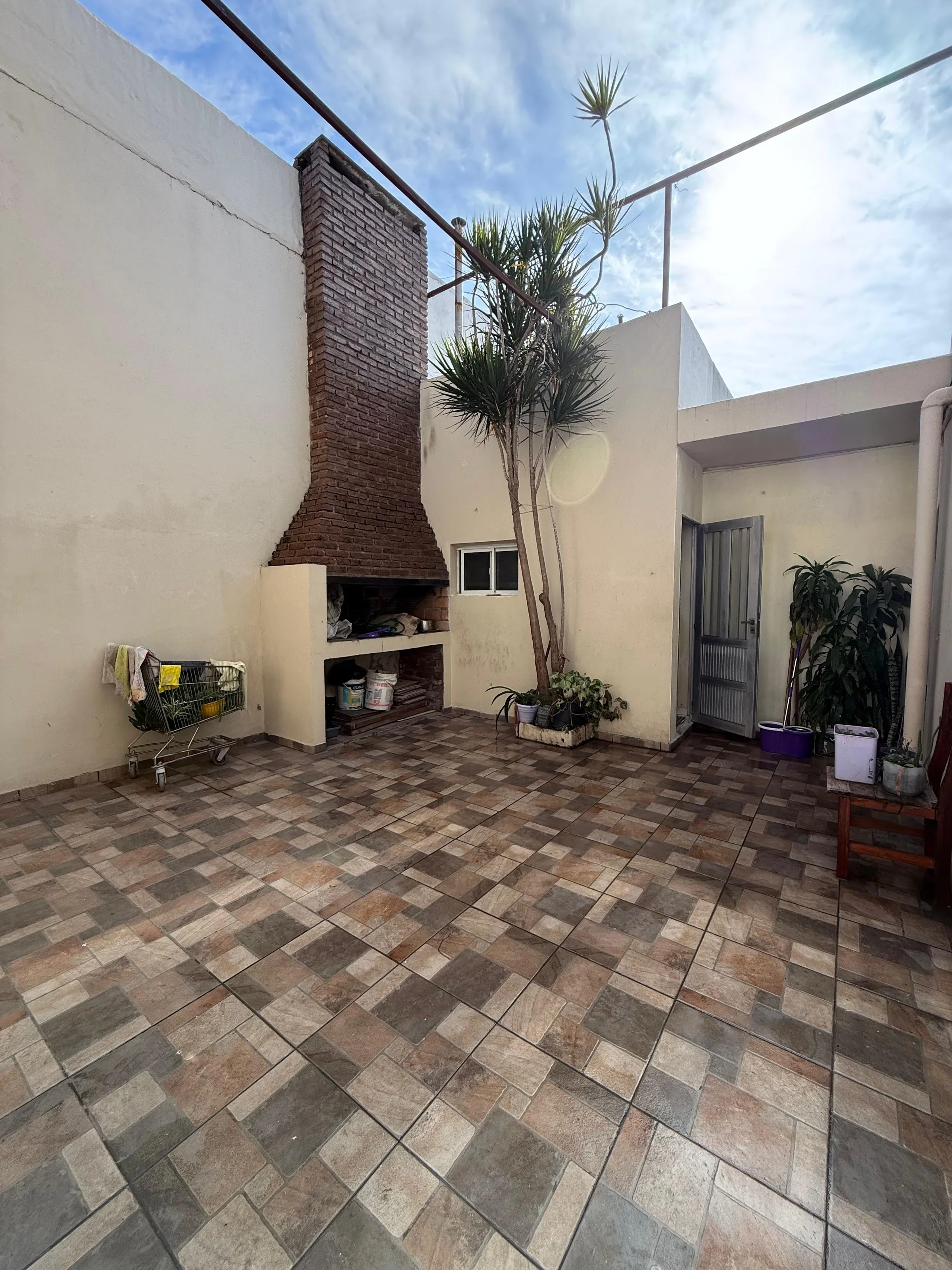 Imagen de la propiedad CASA EN VENTA - GUALEGUAYCHU (APTA CREDITO)