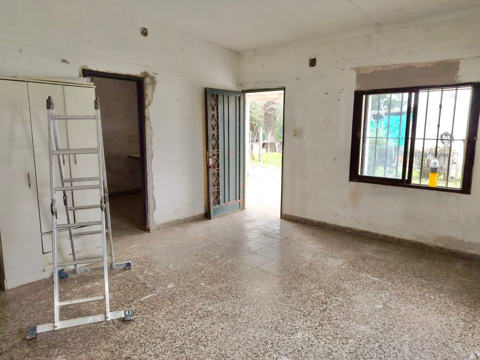 Imagen de la propiedad CASA A RECICLAR + LOTE EN VENTA - SAN BENITO