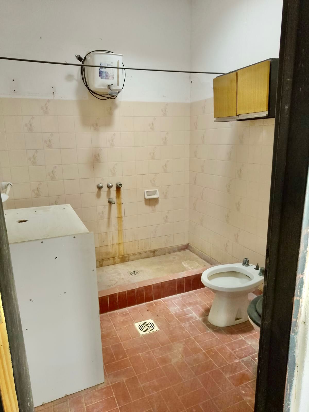 Imagen de la propiedad CASA A RECICLAR + LOTE EN VENTA - SAN BENITO