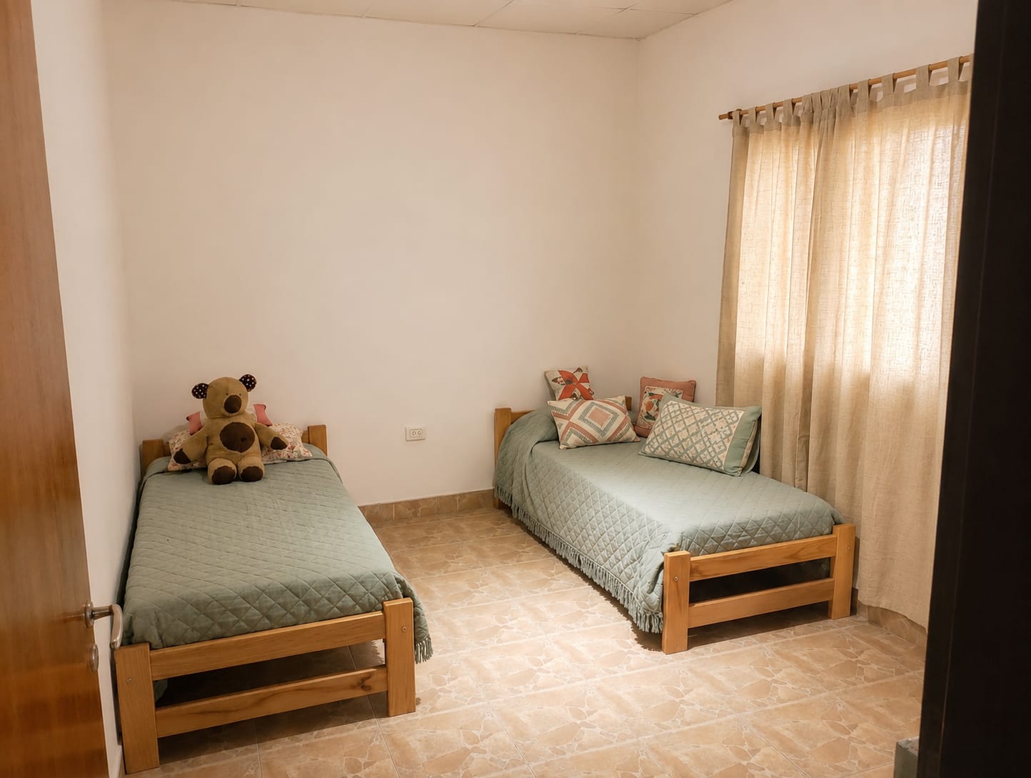 Imagen de la propiedad CASA EN VENTA SOBRE RUTA 12 