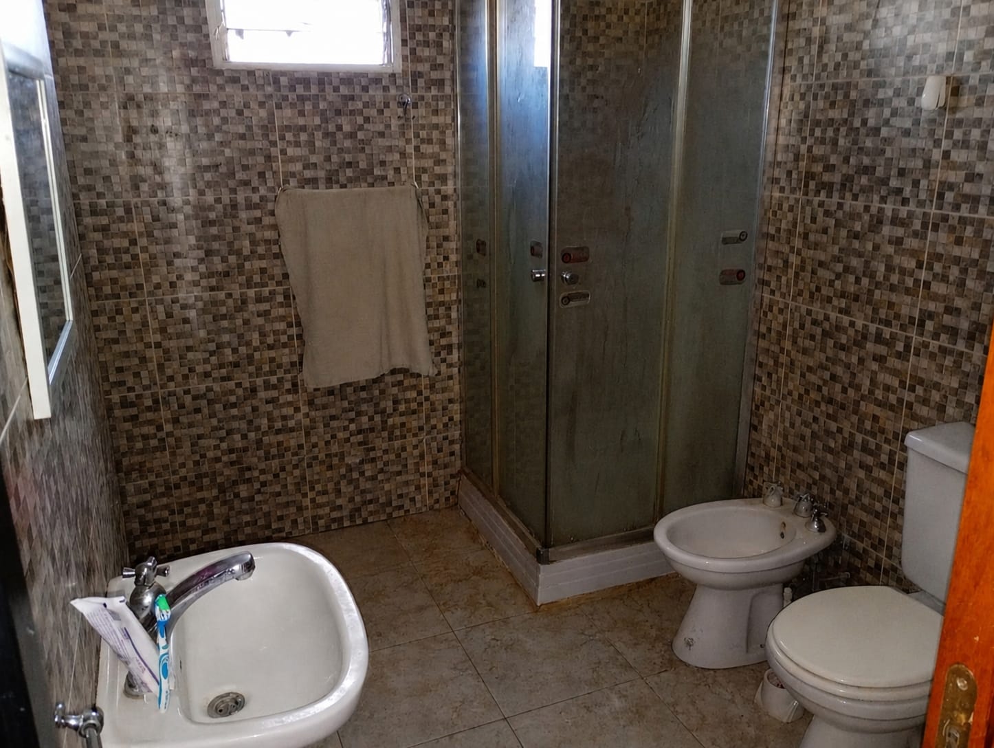Imagen de la propiedad CASA EN VENTA SOBRE RUTA 12
