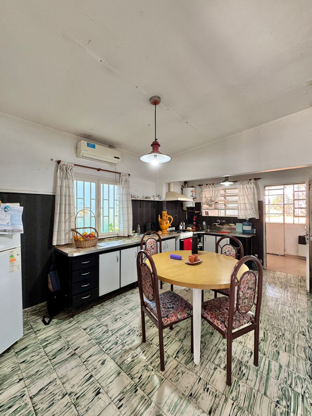 Imagen de la propiedad CASA EN VENTA - AV. ZANNI