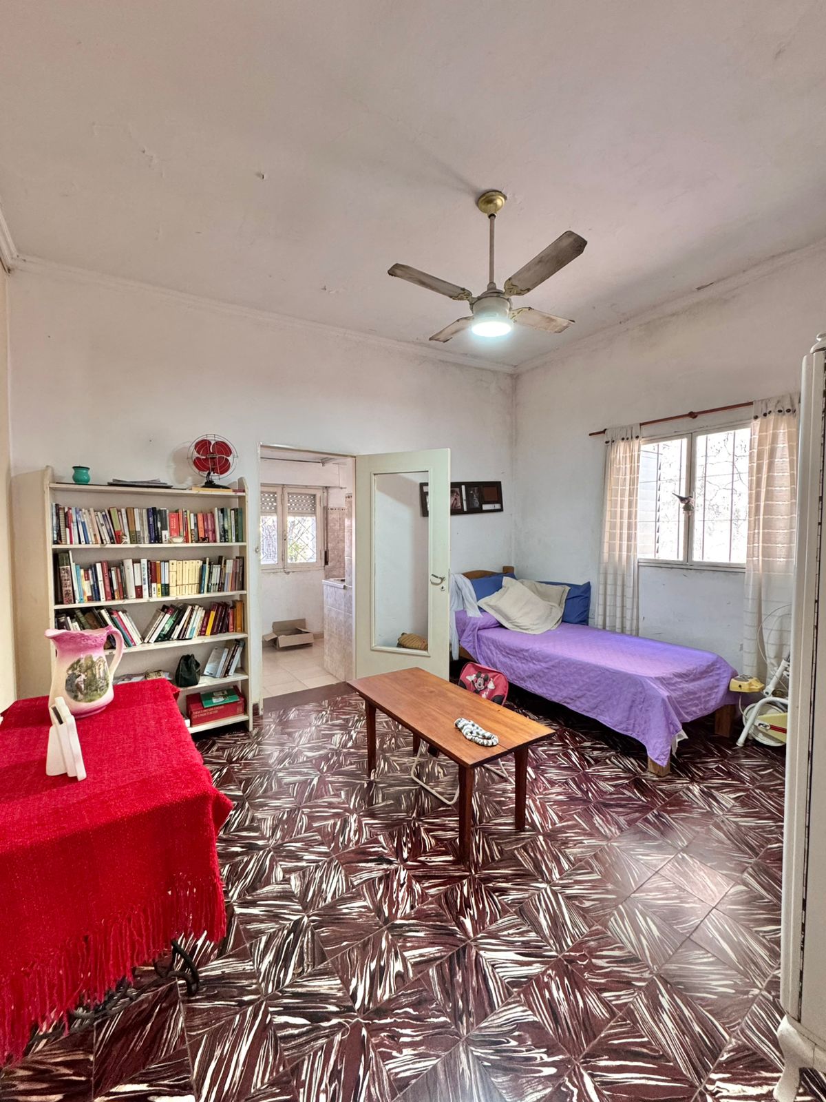 Imagen de la propiedad CASA EN VENTA - AV. ZANNI