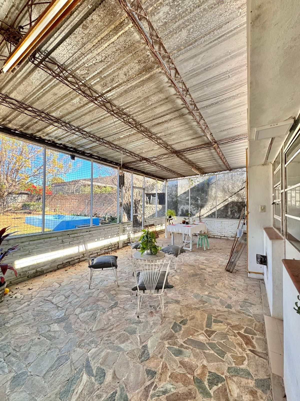 Imagen de la propiedad CASA EN VENTA - AV. ZANNI