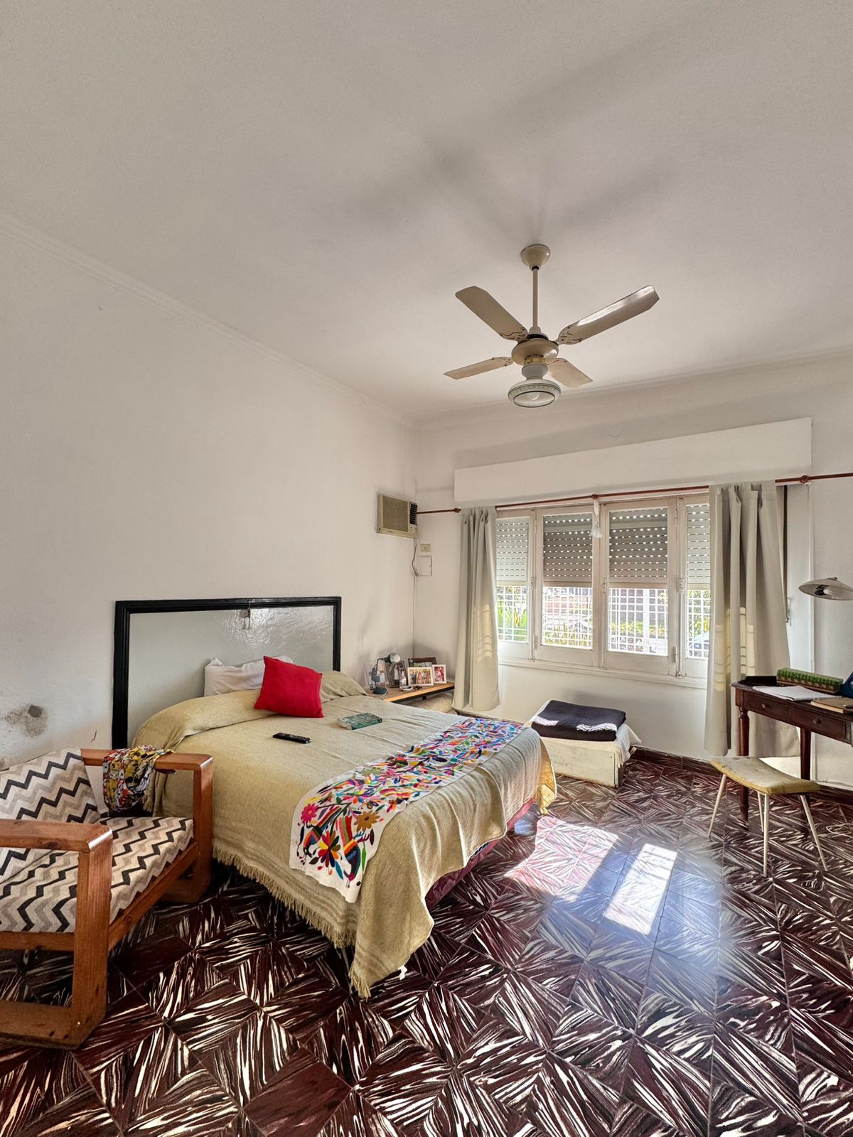 Imagen de la propiedad CASA EN VENTA - AV. ZANNI