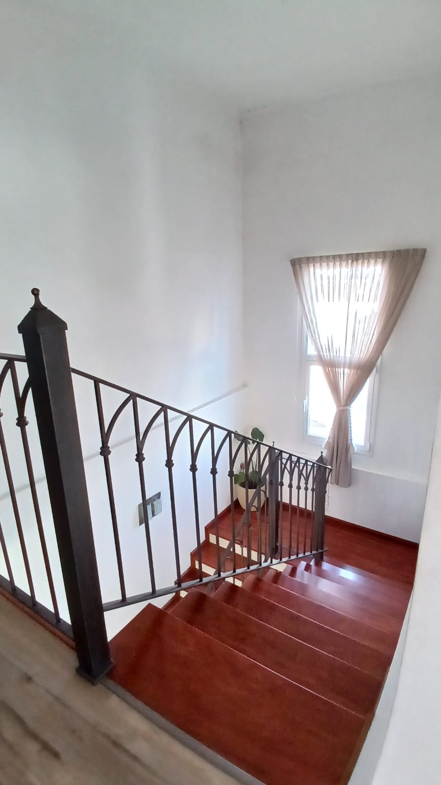 Imagen de la propiedad EN VENTA | CASA MODERNA EN LOTEO SANTA MARÍA