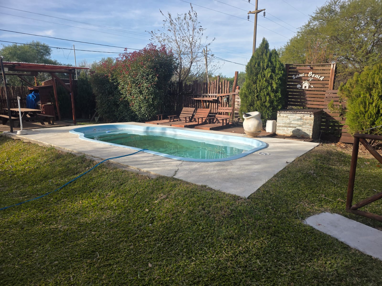 Imagen de la propiedad CASA QUINTA A LA VENTA - SAUCE MONTRULL