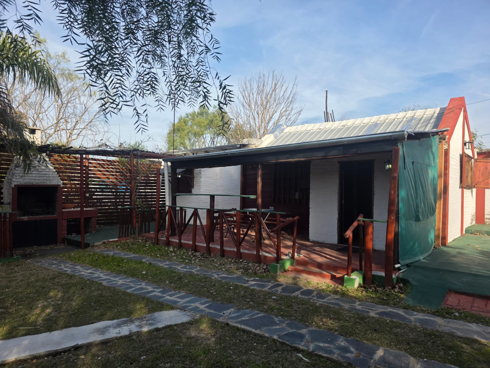 Imagen de la propiedad CASA QUINTA A LA VENTA - SAUCE MONTRULL