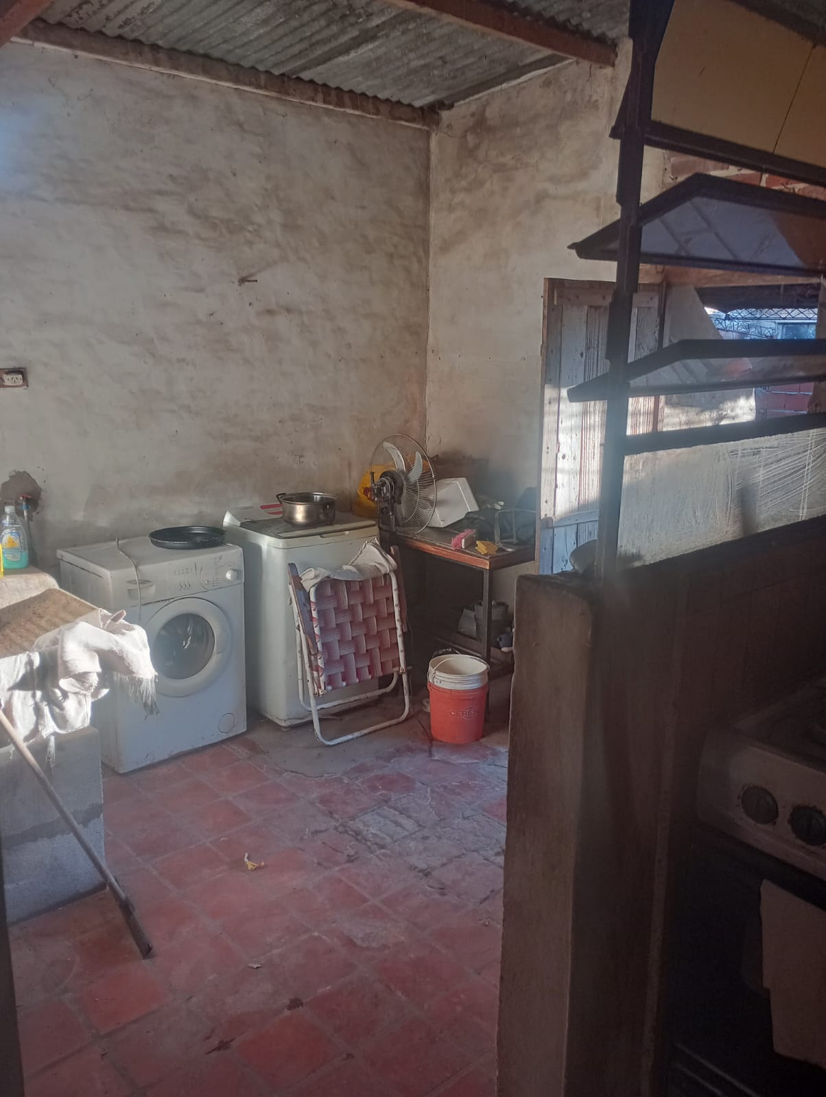 Imagen de la propiedad CASA A RECICLAR EN VENTA