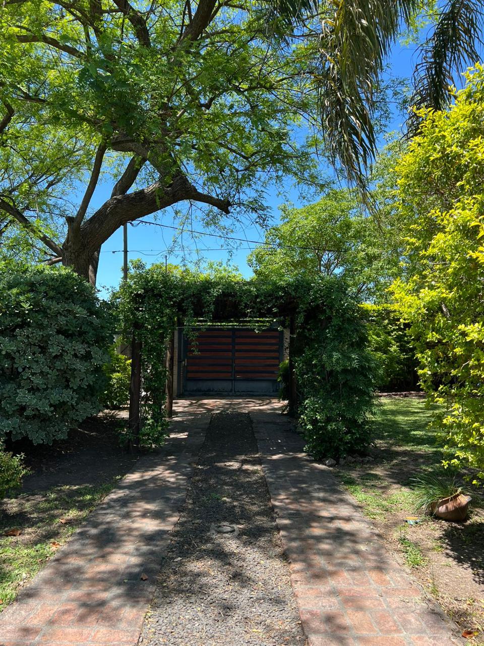 Imagen de la propiedad CASA EN VENTA – ZONA PLUMAZO CAE