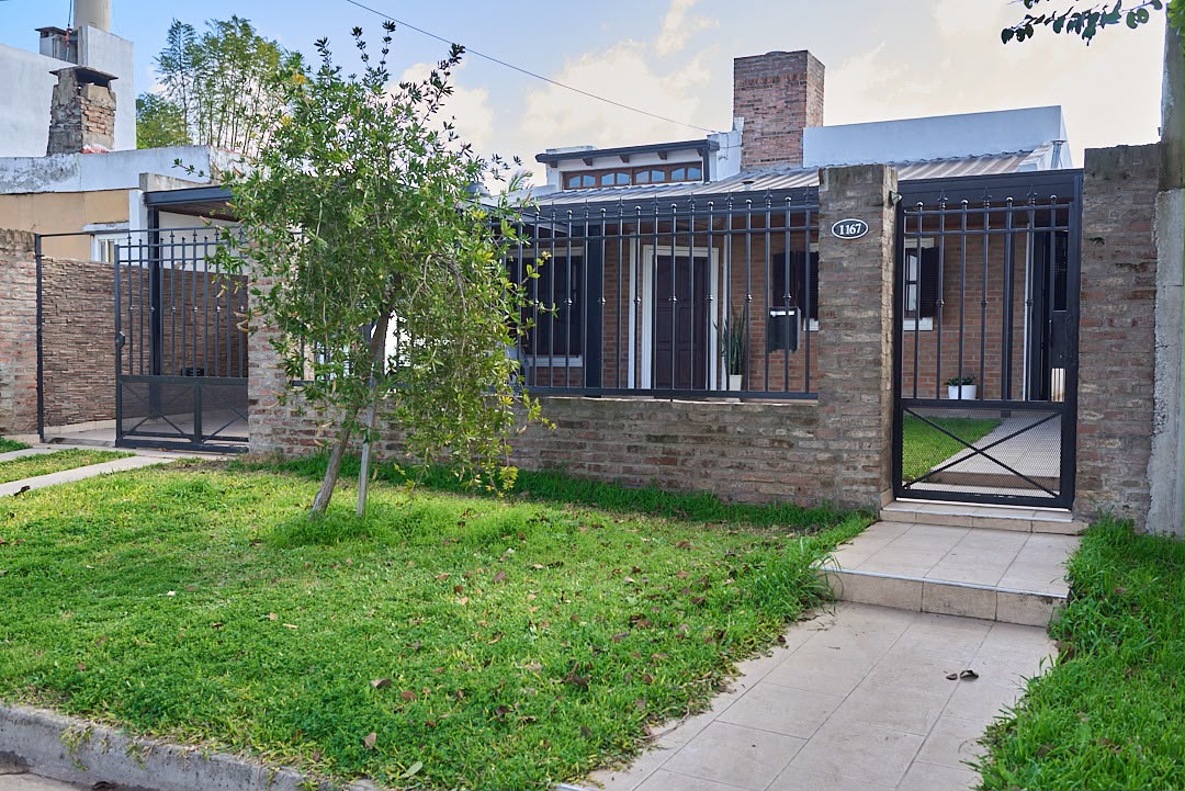 Imagen de la propiedad CASA EN VENTA | AV. ALMIRANTE BROWN