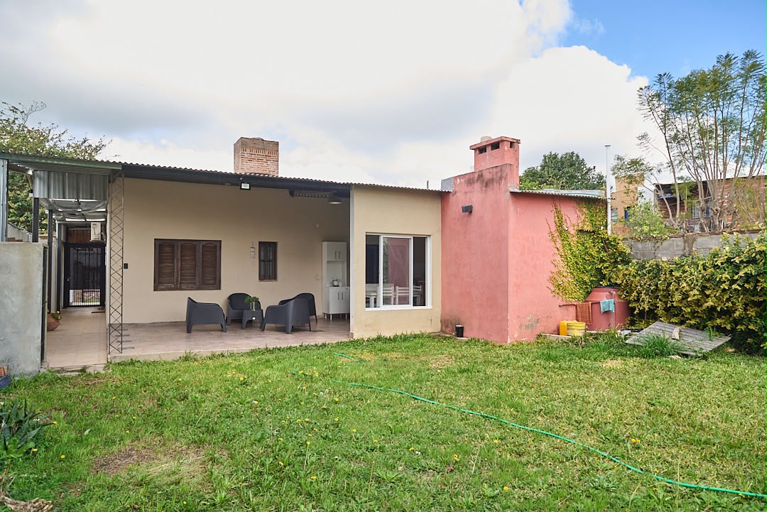 Imagen de la propiedad CASA EN VENTA | AV. ALMIRANTE BROWN