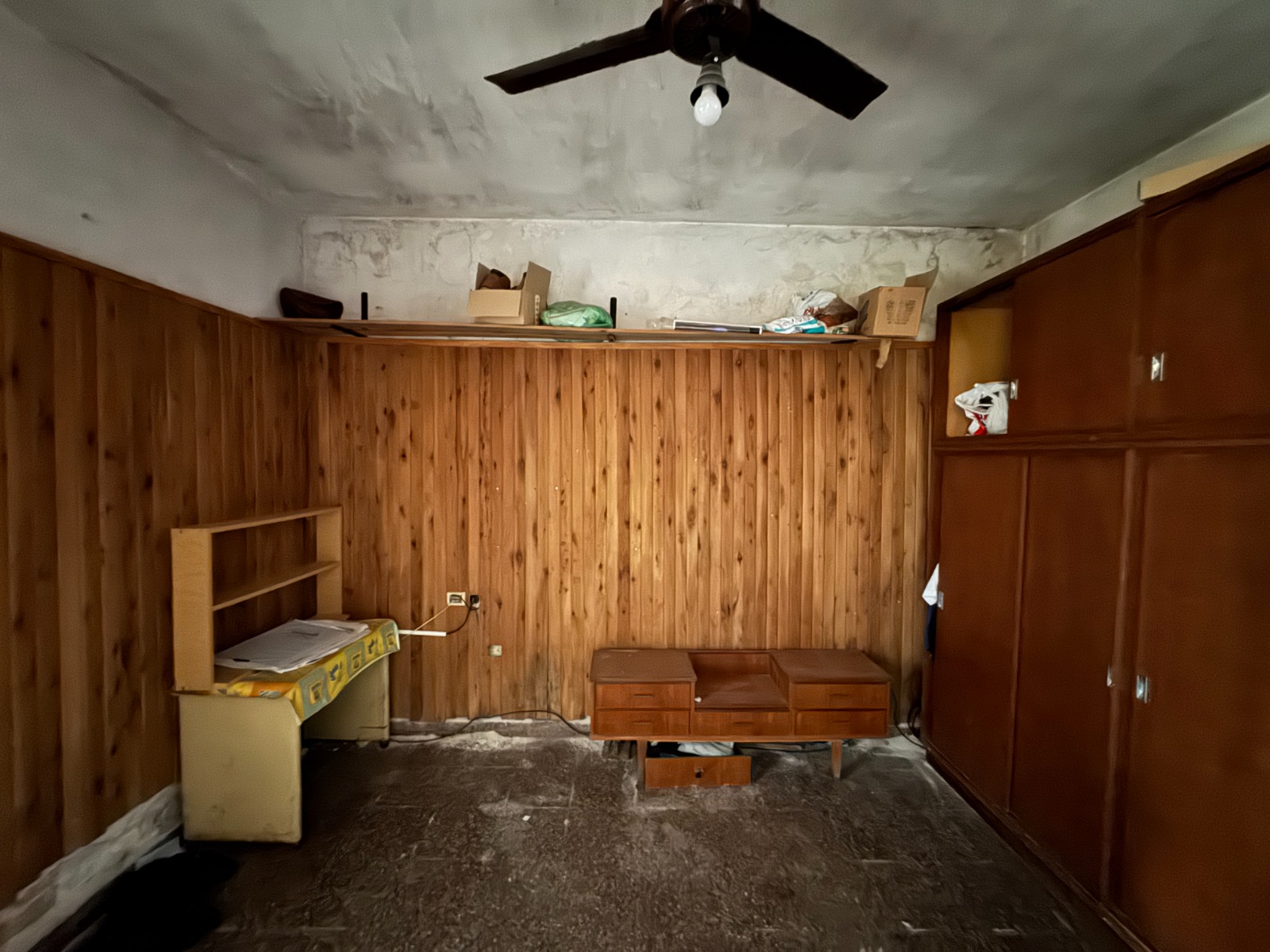 Imagen de la propiedad CASA A REFACCIONAR - 2 DORMITORIOS CON COCHERA