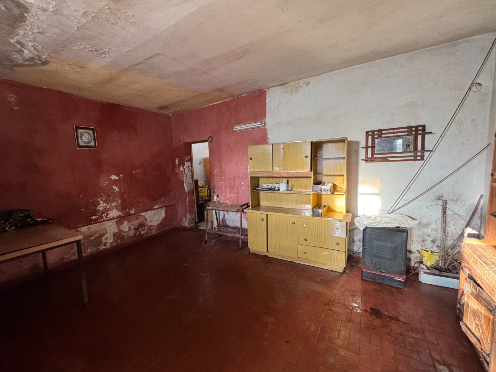 Imagen de la propiedad CASA A REFACCIONAR - 2 DORMITORIOS CON COCHERA