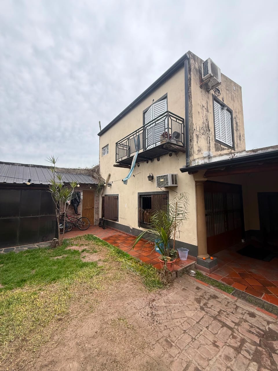 Imagen de la propiedad CASA 3 DORMITORIOS EN VENTA (APTA CREDITO)
