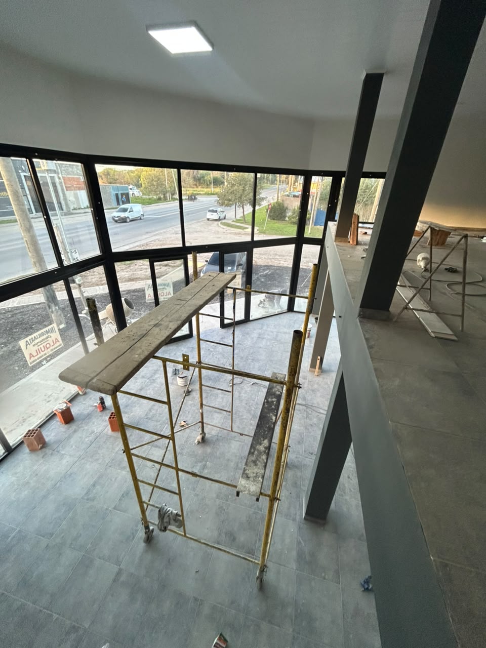 Imagen de la propiedad LOCAL COMERCIAL A ESTRENAR