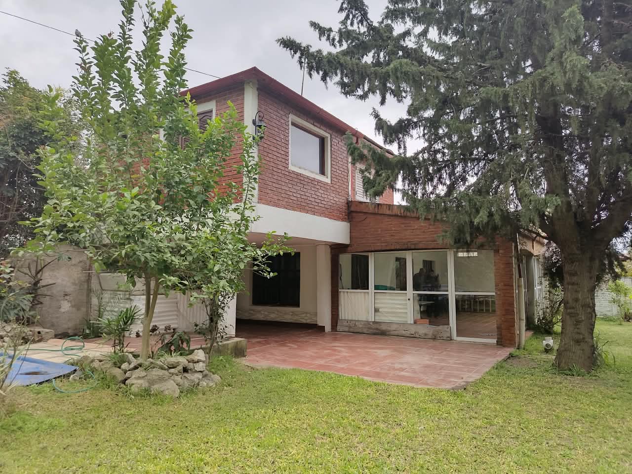 Imagen de la propiedad QUINTA DOS PLANTAS EN VENTA | ORO VERDE (APTA CREDITO)