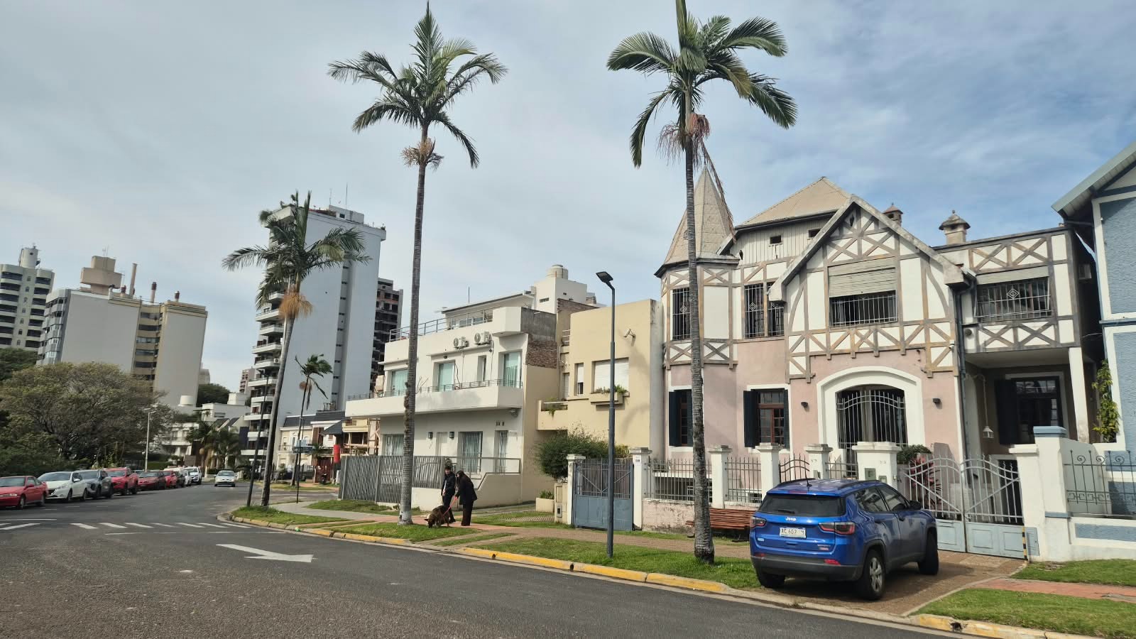 Imagen de la propiedad CHALET A RECICLAR · FRENTE AL ROSEDAL · VISTA AL RÍO PARANÁ