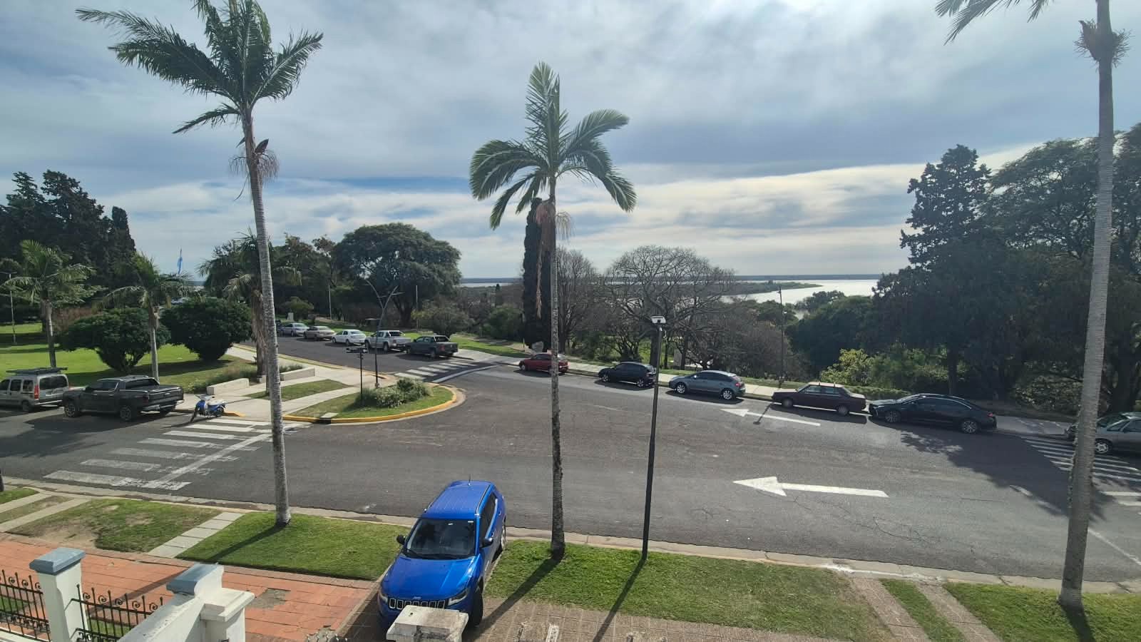 Imagen de la propiedad CHALET A RECICLAR · FRENTE AL ROSEDAL · VISTA AL RÍO PARANÁ
