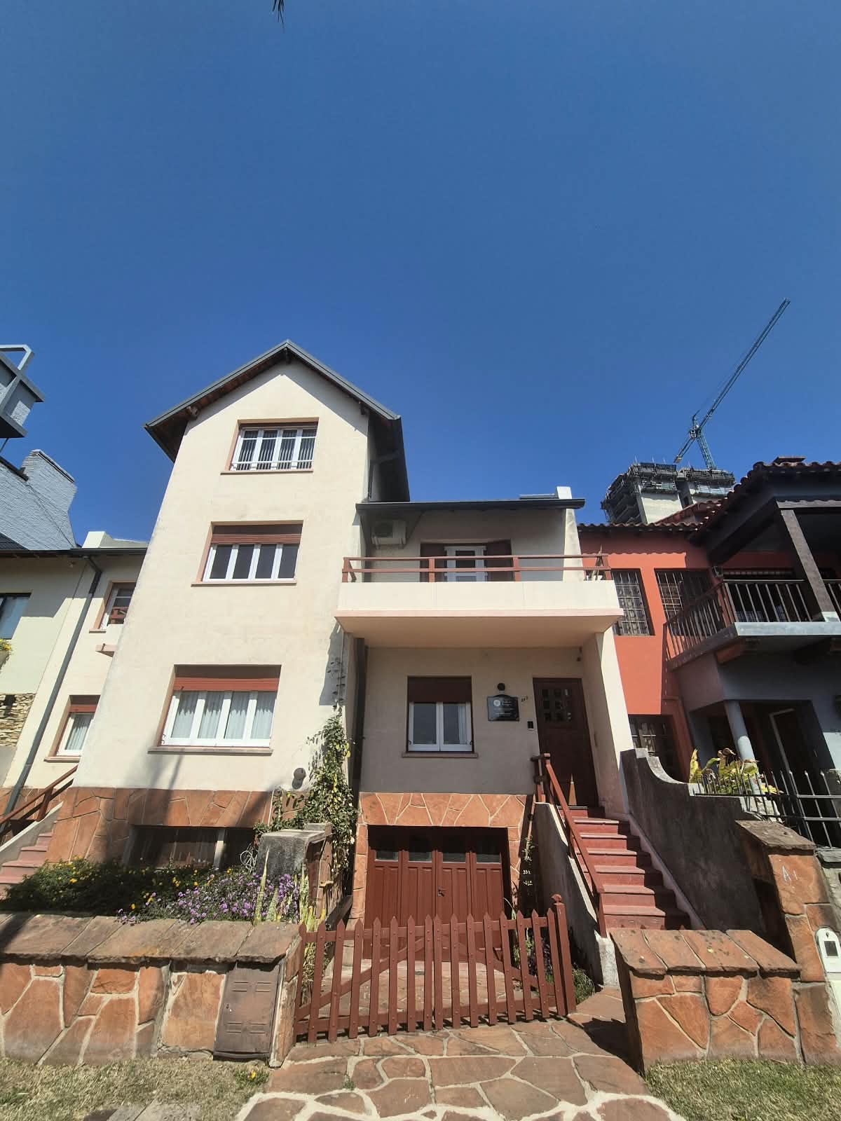 Imagen de la propiedad CASA EN VENTA FRENTE AL ROSEDAL | PARQUE URQUIZA
