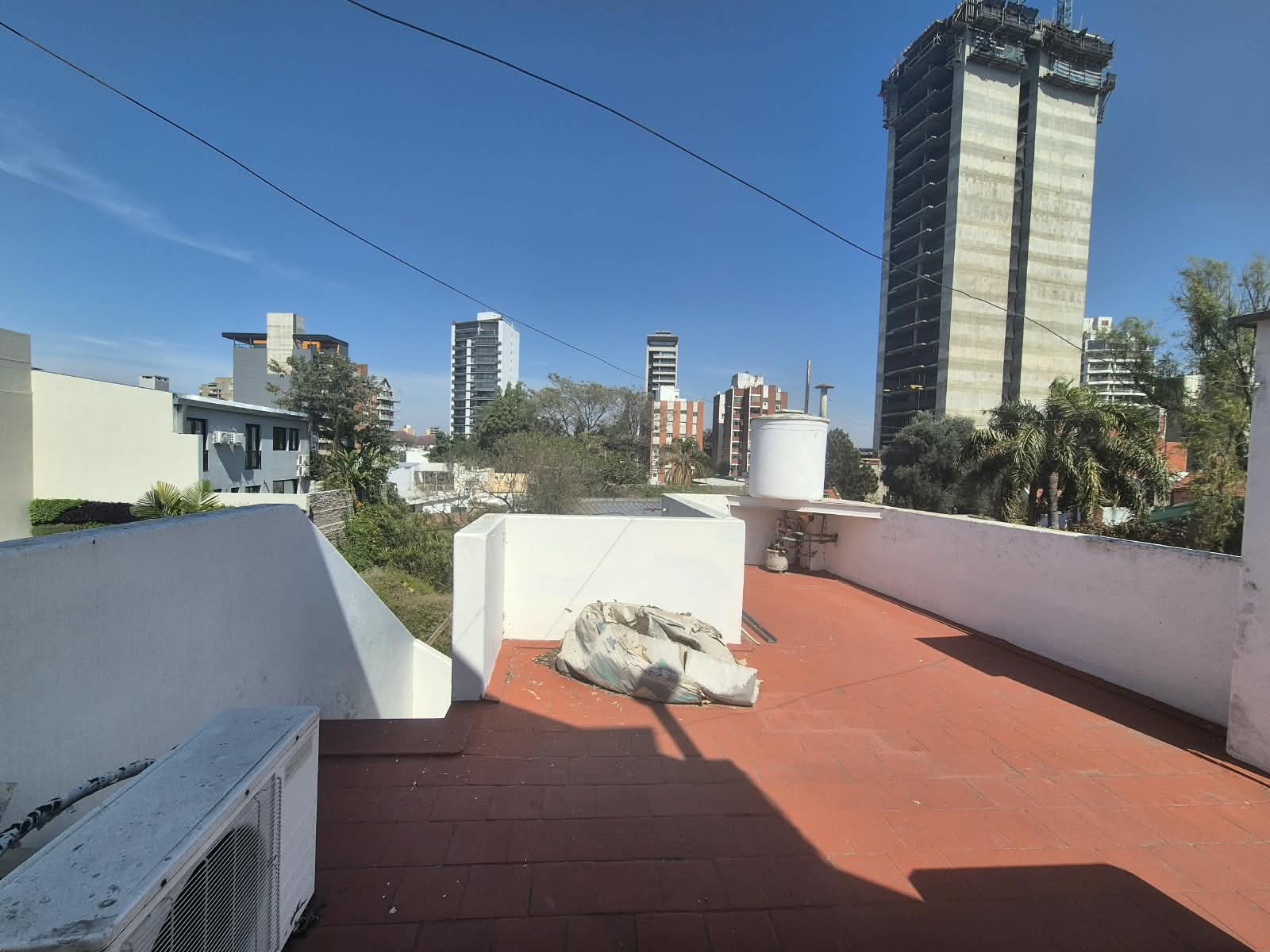 Imagen de la propiedad CASA EN VENTA FRENTE AL ROSEDAL | PARQUE URQUIZA