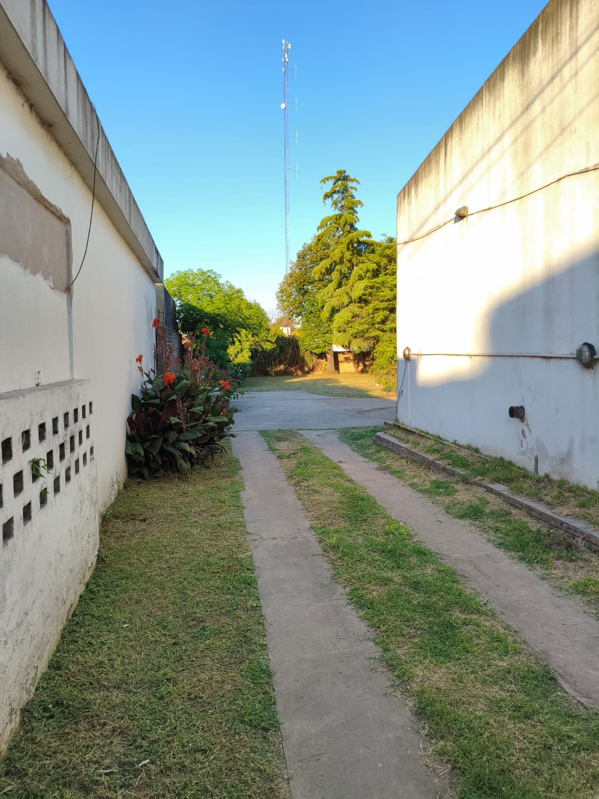 Imagen de la propiedad CASA EN VENTA | ZONA CENTRO SEGUÍ