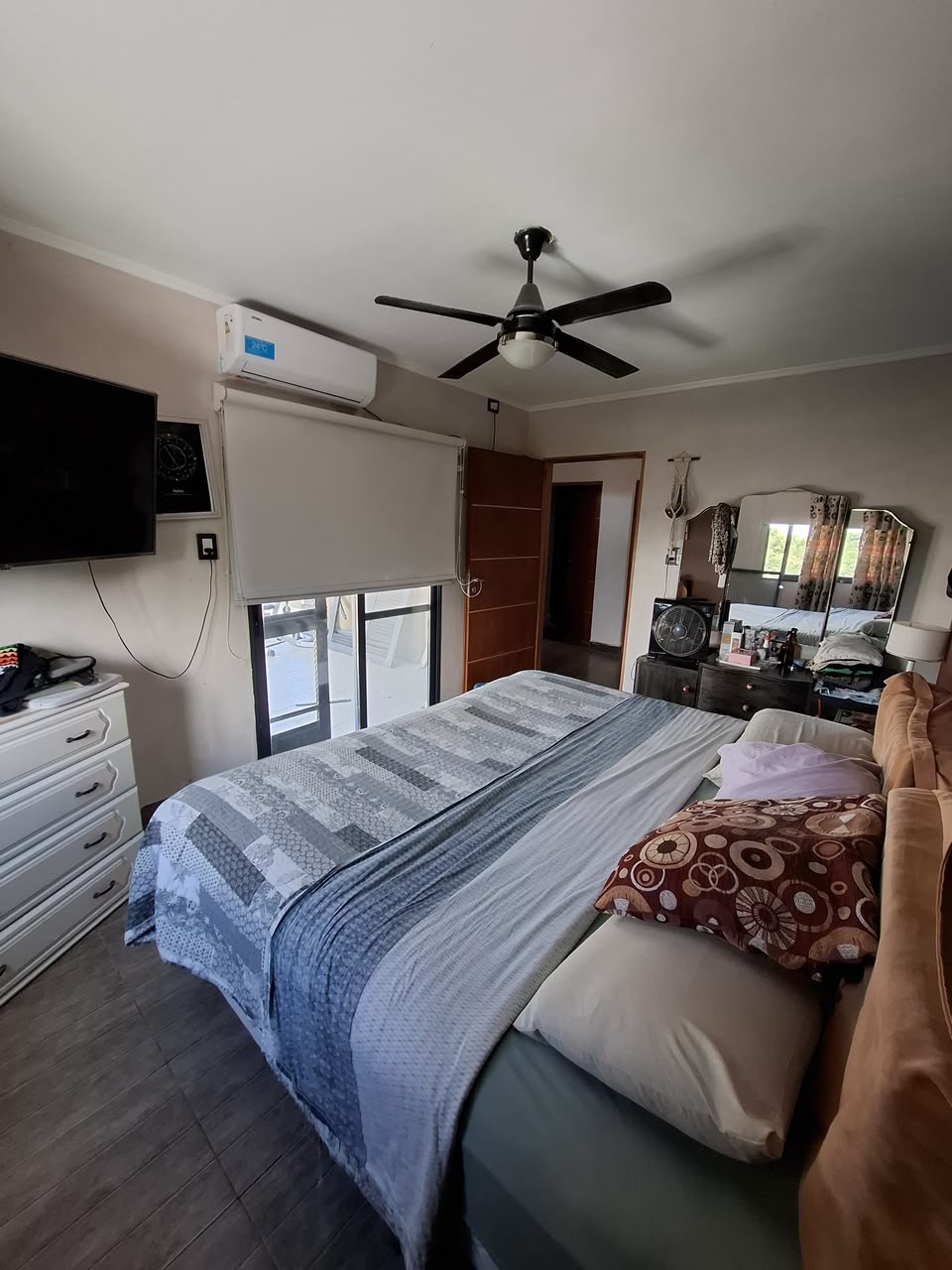 Imagen de la propiedad CASA EN VENTA – ZONA LA TOMA
