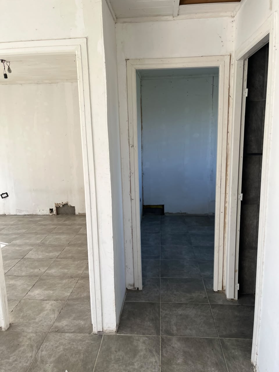 Imagen de la propiedad CASA A TERMINAR EN VENTA – LOMA HERMOSA, ALDEA BRASILERA